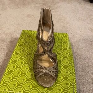 Gianni Bini Gold Fusion Sz 7 Heel
